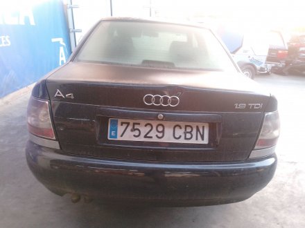 Vehiculo en el desguace: AUDI A4 B5 (8D2) 1.9 TDI