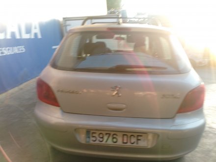 Vehiculo en el desguace: PEUGEOT 307 (3A/C) 2.0 HDi 90