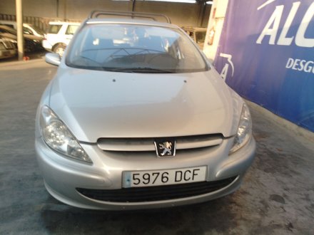 Vehiculo en el desguace: PEUGEOT 307 (3A/C) 2.0 HDi 90