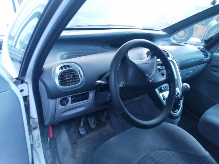 Vehiculo en el desguace: CITROËN XSARA PICASSO (N68) 1.6 HDi