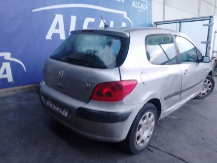 Vehiculo en el desguace: PEUGEOT 307 (3A/C) 1.4 HDi