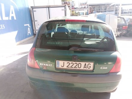 Vehiculo en el desguace: RENAULT CLIO II (BB_, CB_) 1.9 D (B/CB0E, BB0J)