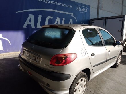 Vehiculo en el desguace: PEUGEOT 206 Hatchback (2A/C) 1.4 HDi eco 70