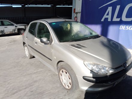 Vehiculo en el desguace: PEUGEOT 206 Hatchback (2A/C) 1.4 HDi eco 70