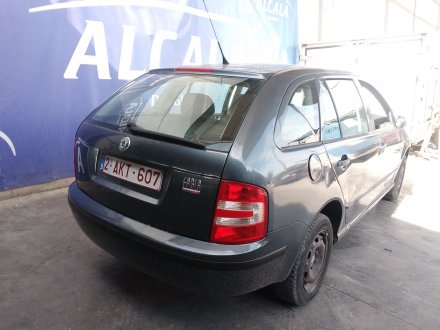 Vehiculo en el desguace: SKODA FABIA I (6Y2) 1.4 16V