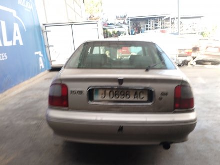 Vehiculo en el desguace: ROVER 400 II Hatchback (RT) 420 Di