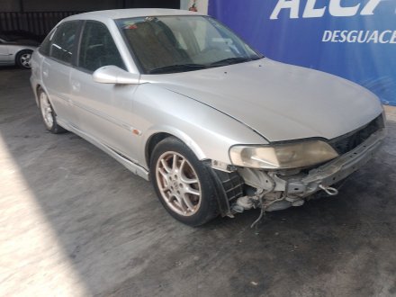 Vehiculo en el desguace: OPEL VECTRA B (J96) 2.2 DTI 16V (F19)