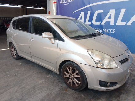 Vehiculo en el desguace: TOYOTA COROLLA Verso (ZER_, ZZE12_, R1_) 2.2 D-4D (AUR10_)