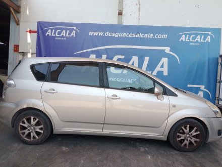 Vehiculo en el desguace: TOYOTA COROLLA Verso (ZER_, ZZE12_, R1_) 2.2 D-4D (AUR10_)