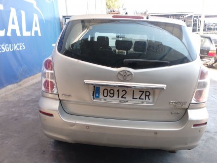 Vehiculo en el desguace: TOYOTA COROLLA Verso (ZER_, ZZE12_, R1_) 2.2 D-4D (AUR10_)