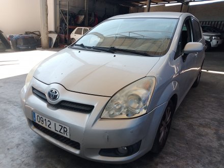 Vehiculo en el desguace: TOYOTA COROLLA Verso (ZER_, ZZE12_, R1_) 2.2 D-4D (AUR10_)