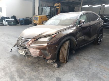 Vehiculo en el desguace: LEXUS NX (_Z1_) 300h AWD (AYZ15)