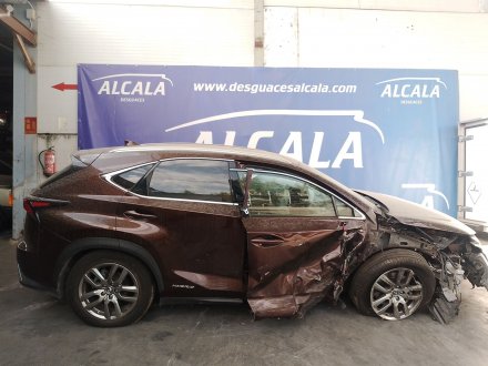 Vehiculo en el desguace: LEXUS NX (_Z1_) 300h AWD (AYZ15)