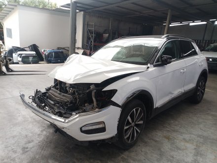 Vehiculo en el desguace: VOLKSWAGEN T-ROC (A11, D11) 2.0 TDI