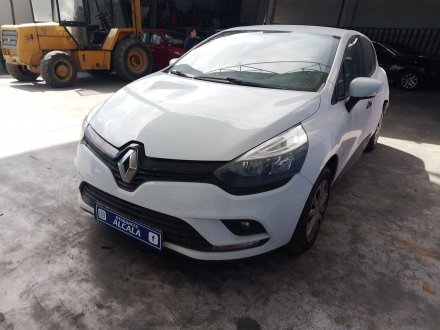 Vehiculo en el desguace: RENAULT CLIO IV (BH_) 1.5 dCi 75