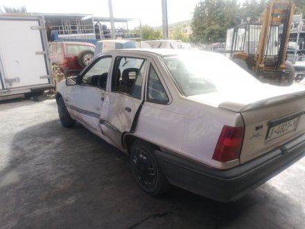 Vehiculo en el desguace: OPEL KADETT E Hatchback (T85) 1.8 GSI (C08, C48, D08, D48)