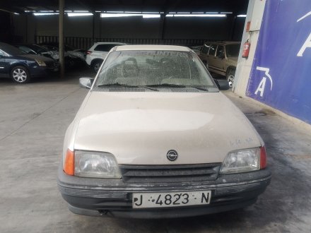 Vehiculo en el desguace: OPEL KADETT E Hatchback (T85) 1.8 GSI (C08, C48, D08, D48)