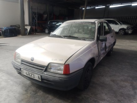 Vehiculo en el desguace: OPEL KADETT E Hatchback (T85) 1.8 GSI (C08, C48, D08, D48)