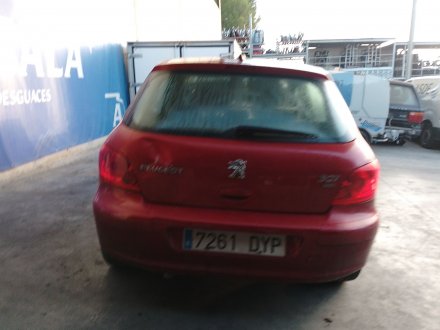 Vehiculo en el desguace: PEUGEOT 307 (3A/C) 1.6 HDi