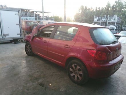 Vehiculo en el desguace: PEUGEOT 307 (3A/C) 1.6 HDi