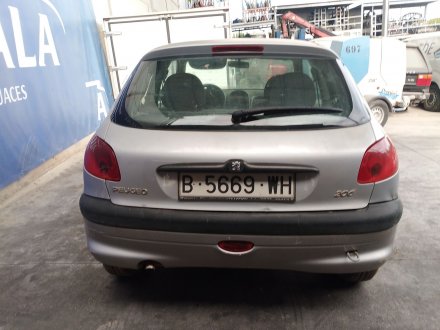 Vehiculo en el desguace: PEUGEOT 206 Hatchback (2A/C) 1.9 D