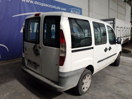 Vehiculo en el desguace: FIAT DOBLO Furgoneta/monovolumen (223_) 1.9 JTD