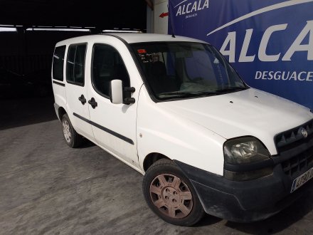 Vehiculo en el desguace: FIAT DOBLO Furgoneta/monovolumen (223_) 1.9 JTD