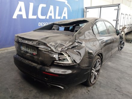 Vehiculo en el desguace: VOLVO S60 III (224) T4