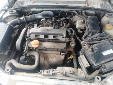 Vehiculo en el desguace: OPEL VECTRA B (J96) 2.0 i 16V (F19)