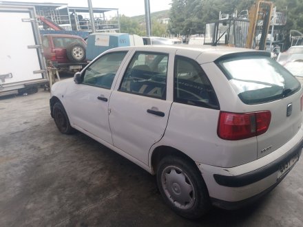 Vehiculo en el desguace: SEAT IBIZA II (6K1) 1.9 SDI