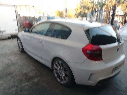 Vehiculo en el desguace: BMW 1 (E81) 120 d