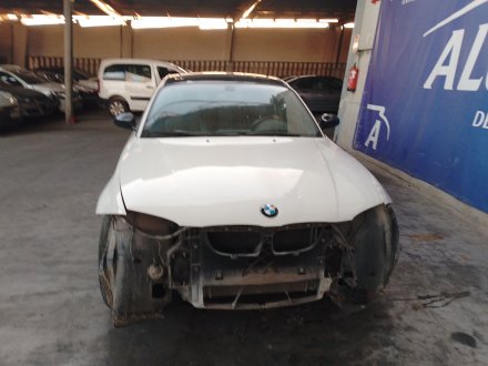 Vehiculo en el desguace: BMW 1 (E81) 120 d