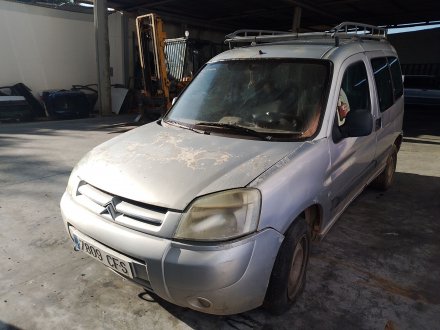 Vehiculo en el desguace: CITROËN BERLINGO / BERLINGO FIRST Monospace (MF_, GJK_, GFK_) 2.0 HDI 90 (MFRHY)