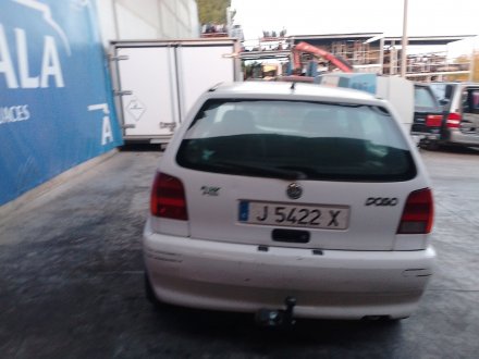 Vehiculo en el desguace: VOLKSWAGEN POLO III (6N1) 75 1.6