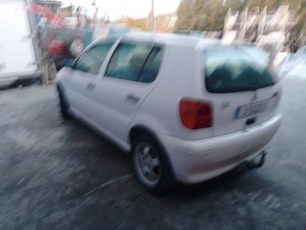 Vehiculo en el desguace: VOLKSWAGEN POLO III (6N1) 75 1.6