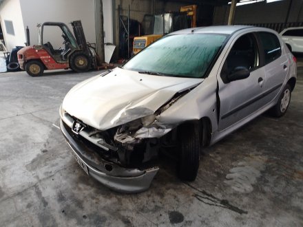 Vehiculo en el desguace: PEUGEOT 206 Hatchback (2A/C) 1.4 HDi eco 70