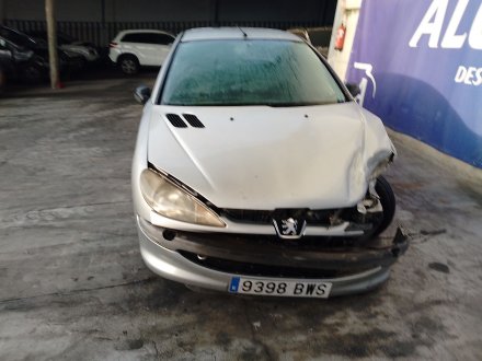 Vehiculo en el desguace: PEUGEOT 206 Hatchback (2A/C) 1.4 HDi eco 70