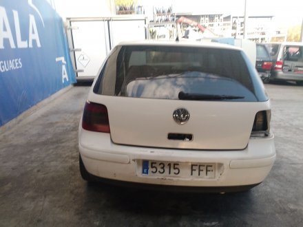 Vehiculo en el desguace: VOLKSWAGEN GOLF IV (1J1) 1.9 TDI