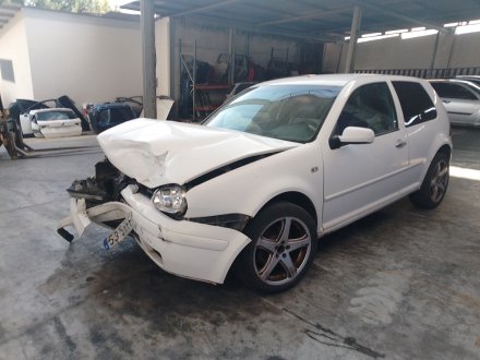 Vehiculo en el desguace: VOLKSWAGEN GOLF IV (1J1) 1.9 TDI