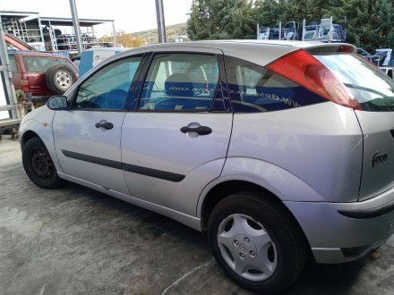 Vehiculo en el desguace: FORD FOCUS I (DAW, DBW) 1.8 Turbo DI / TDDi