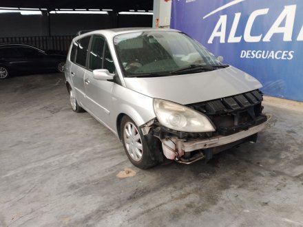 Vehiculo en el desguace: RENAULT GRAND SCÉNIC II (JM0/1_) 1.5 dCi (JM1E)