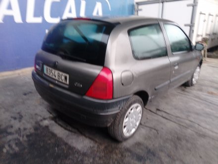 Vehiculo en el desguace: RENAULT CLIO II (BB_, CB_) 1.2 (BB0A, BB0F, BB10, BB1K, BB28, BB2D, BB2H, CB0A,...