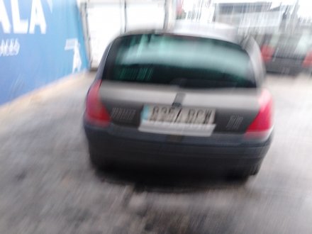 Vehiculo en el desguace: RENAULT CLIO II (BB_, CB_) 1.2 (BB0A, BB0F, BB10, BB1K, BB28, BB2D, BB2H, CB0A,...