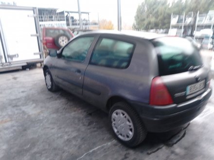 Vehiculo en el desguace: RENAULT CLIO II (BB_, CB_) 1.2 (BB0A, BB0F, BB10, BB1K, BB28, BB2D, BB2H, CB0A,...