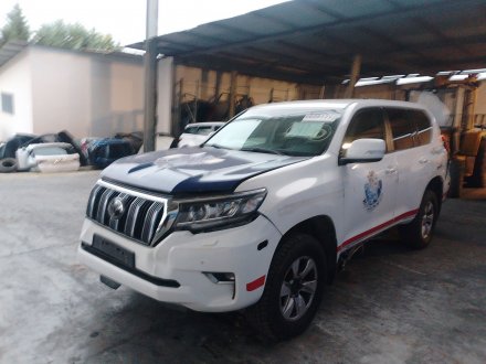 Vehiculo en el desguace: TOYOTA LAND CRUISER PRADO (_J15_) 2.8 D-4D (GDJ150_, GDJ155_, GDJ150)