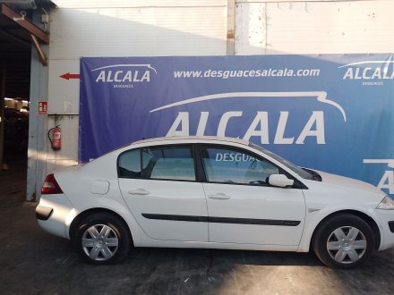 Vehiculo en el desguace: RENAULT MEGANE II Sedán (LM0/1_) 1.9 dCi (LM0G, LM1G, LM2C)