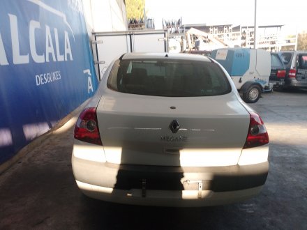 Vehiculo en el desguace: RENAULT MEGANE II Sedán (LM0/1_) 1.9 dCi (LM0G, LM1G, LM2C)