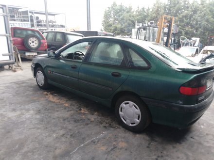 Vehiculo en el desguace: RENAULT LAGUNA I (B56_, 556_) 1.8