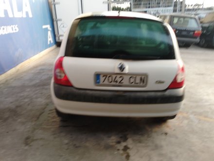 Vehiculo en el desguace: RENAULT CLIO II (BB_, CB_) 1.2 (BB0A, BB0F, BB10, BB1K, BB28, BB2D, BB2H, CB0A,...