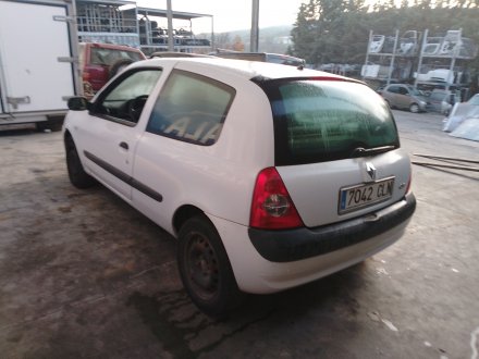 Vehiculo en el desguace: RENAULT CLIO II (BB_, CB_) 1.2 (BB0A, BB0F, BB10, BB1K, BB28, BB2D, BB2H, CB0A,...